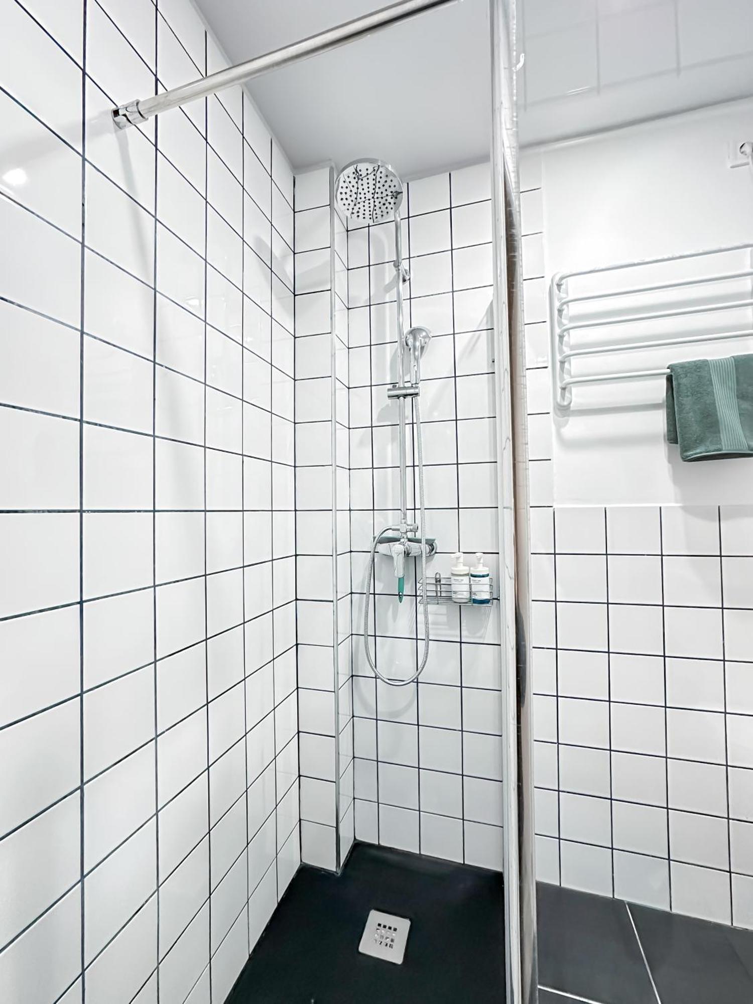 Budget Inn Valencia Exteriör bild