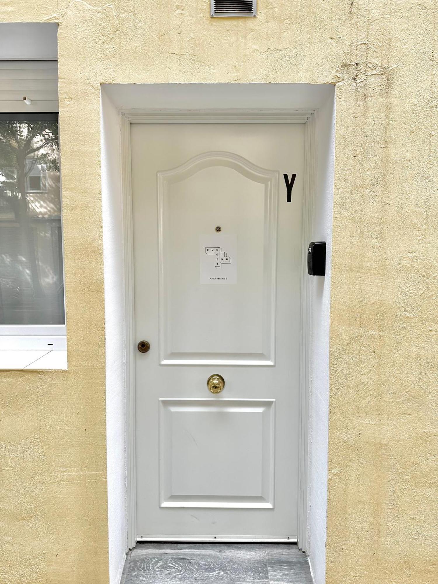 Budget Inn Valencia Exteriör bild