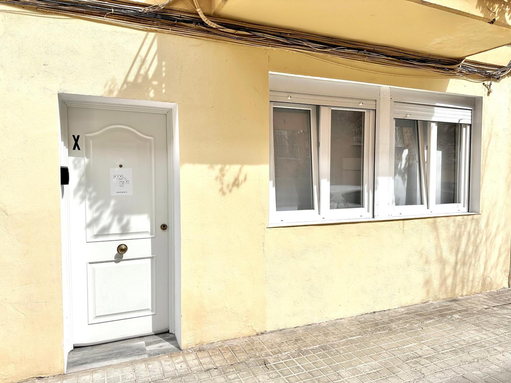 Budget Inn Valencia Exteriör bild